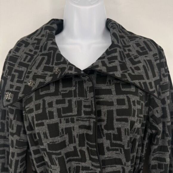 NWT Garfield & Marks Women's Geometric Snap Collar Belted Coat Black Gray Small - Picture 10 of 10